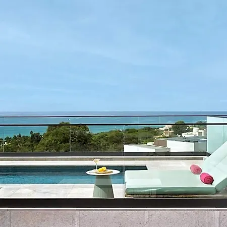 W Algarve 알부페이라