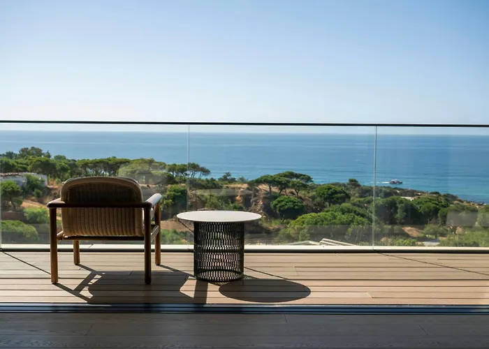 W Algarve Szálloda